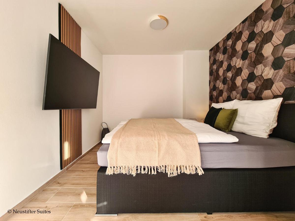 St Antoni Suite2 Stilvolle Ferienwohnung Mit Parkplatz In Айзенштадт Экстерьер фото